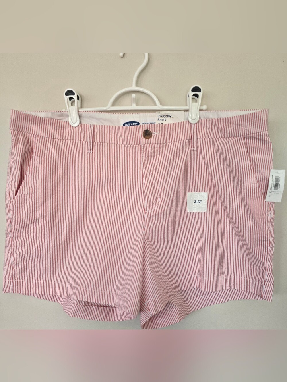 Old Navy Women's Pink Stripe Everyday Shorts - 3.5" Inseam